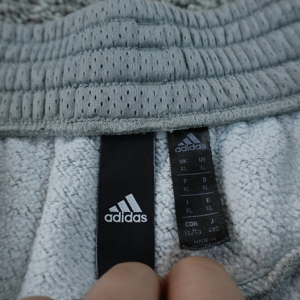 Adidas Sweatpants Mens XL Gray Jogger Athletic Drawstring‎ Pants Gym Workout Run